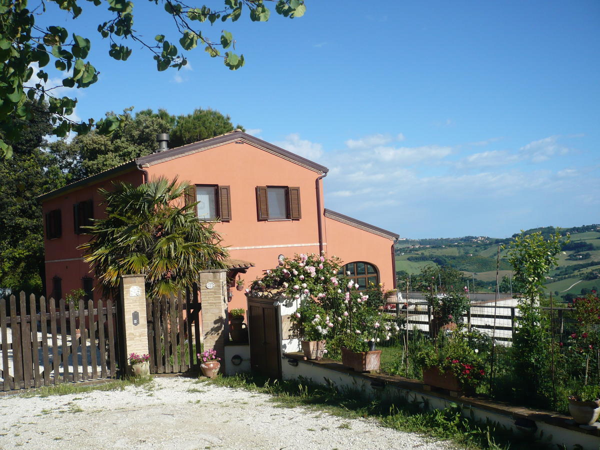 B&B Punto Magico Offagna Exterior foto